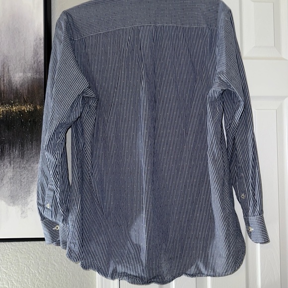 Roundtree & Yorke Blue and White Casual Button Down Shirt - Picture 6 of 6